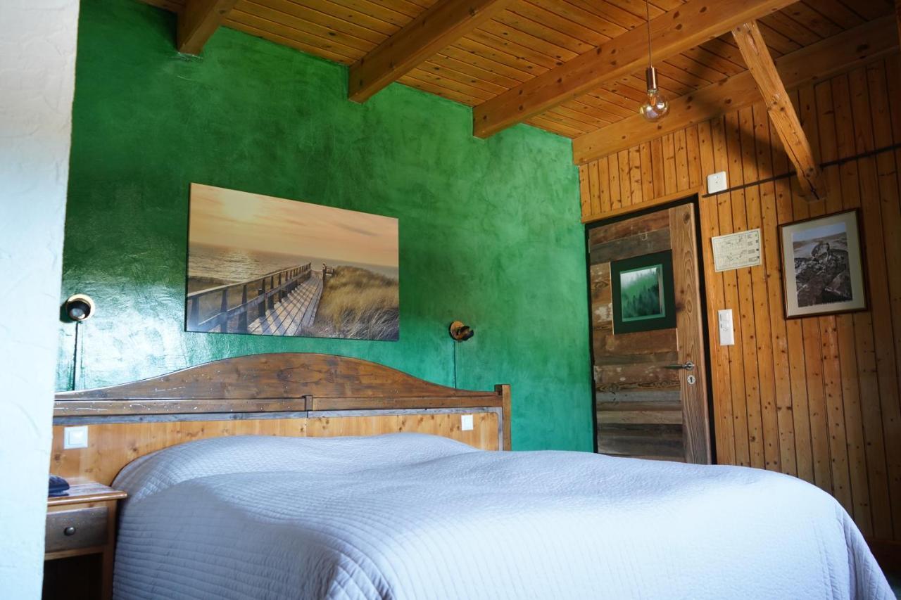 Hotel De La Truite & Spa Le Petit Nautilus Le Pont Ngoại thất bức ảnh